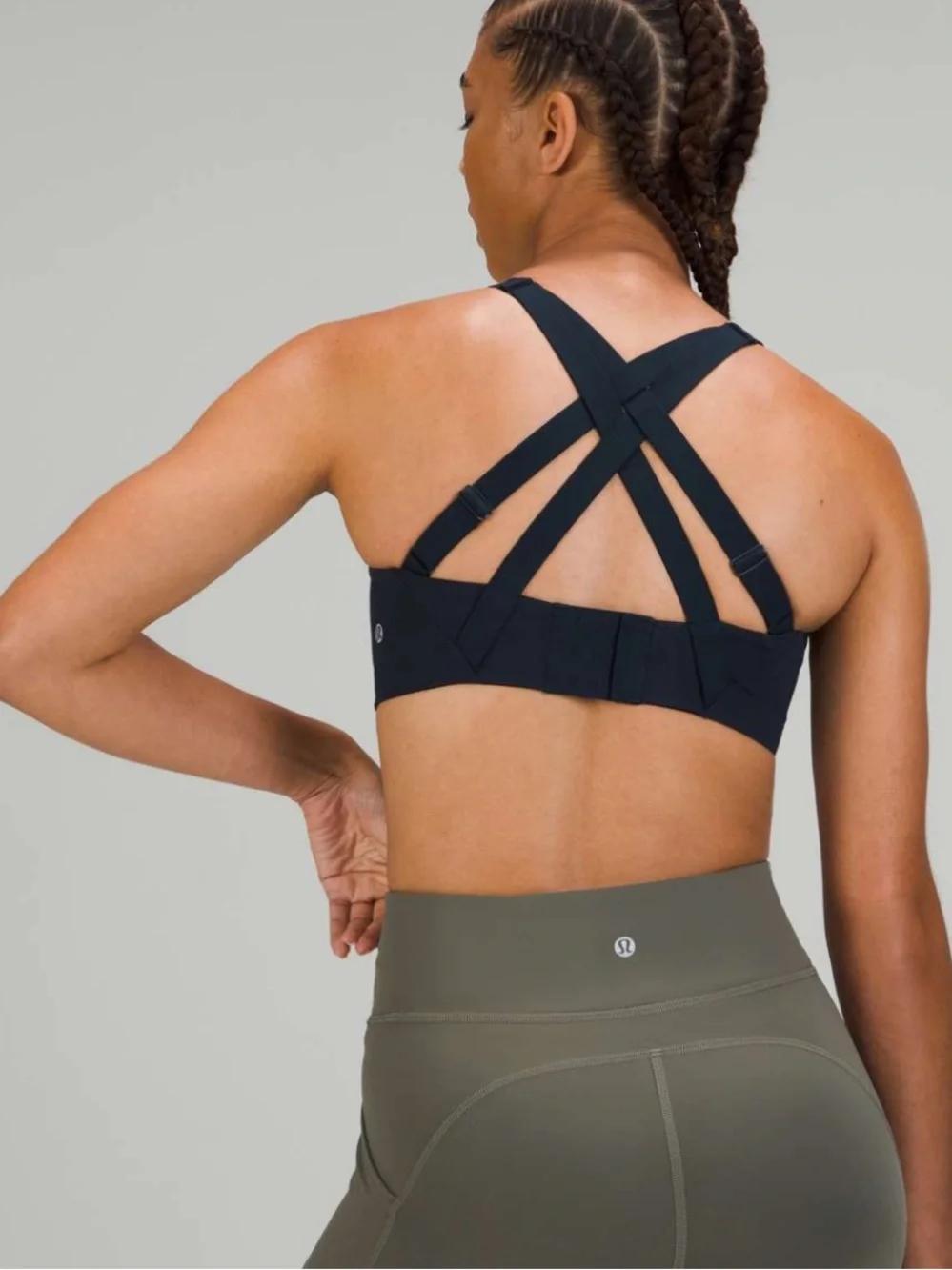Lululemon NWOT High EnergySports Bra with adjustable straps and built in cups